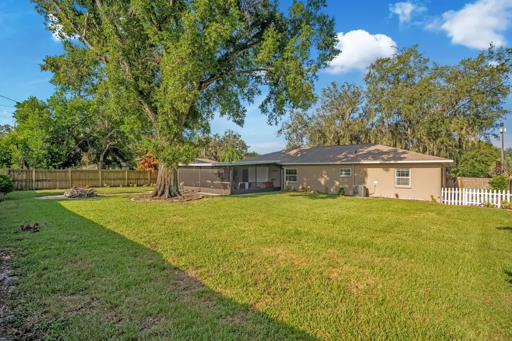 1224 DUNCAN AVENUE Lakeland, FL 33801