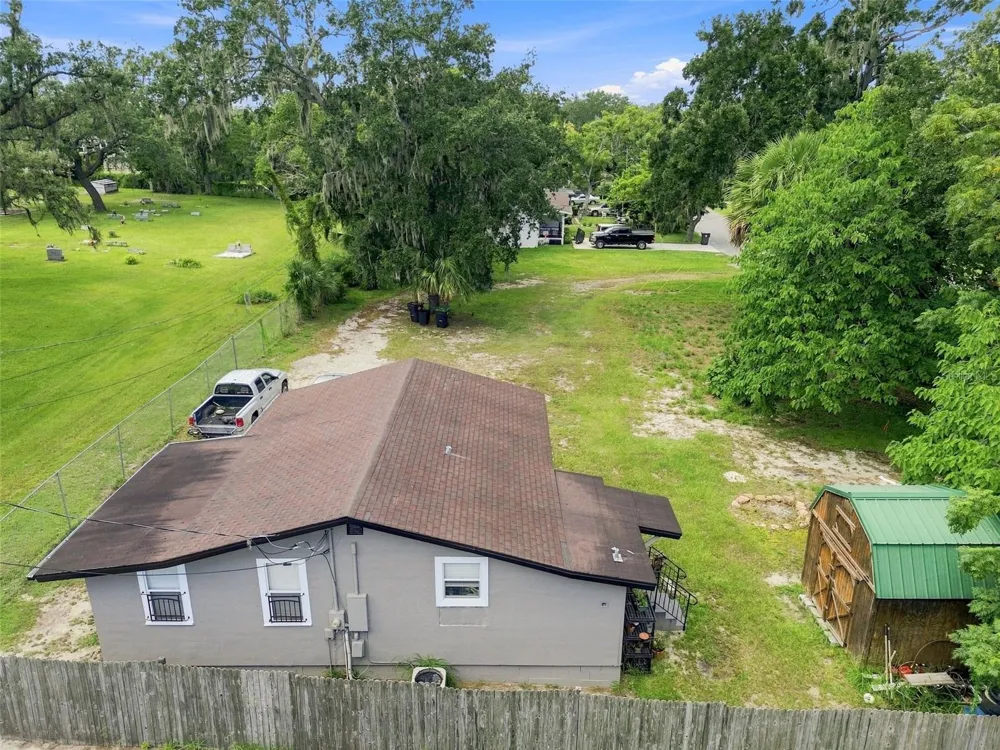 320 W SADLER AVENUE Oakland, FL 34760