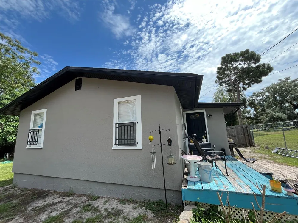 320 W SADLER AVENUE Oakland, FL 34760