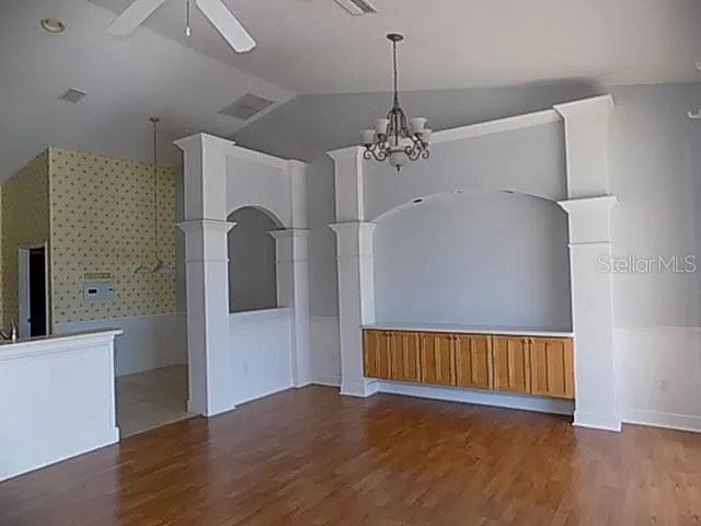 4641 SAMOSET DRIVE Sarasota, FL 34241