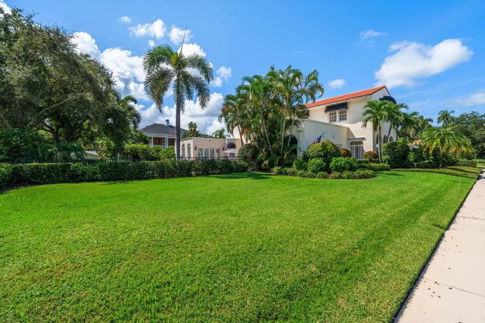 561 PALMETTO ROAD Belleair, FL 33756