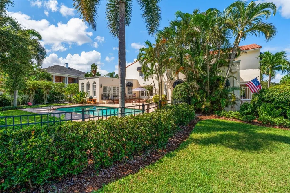 561 PALMETTO ROAD Belleair, FL 33756