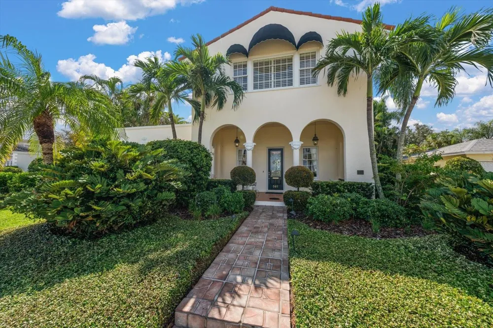 561 PALMETTO ROAD Belleair, FL 33756