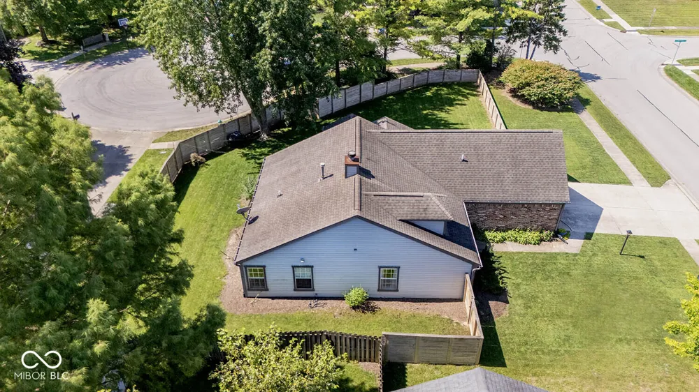7781 Jamestown South Drive Fishers, IN 46038