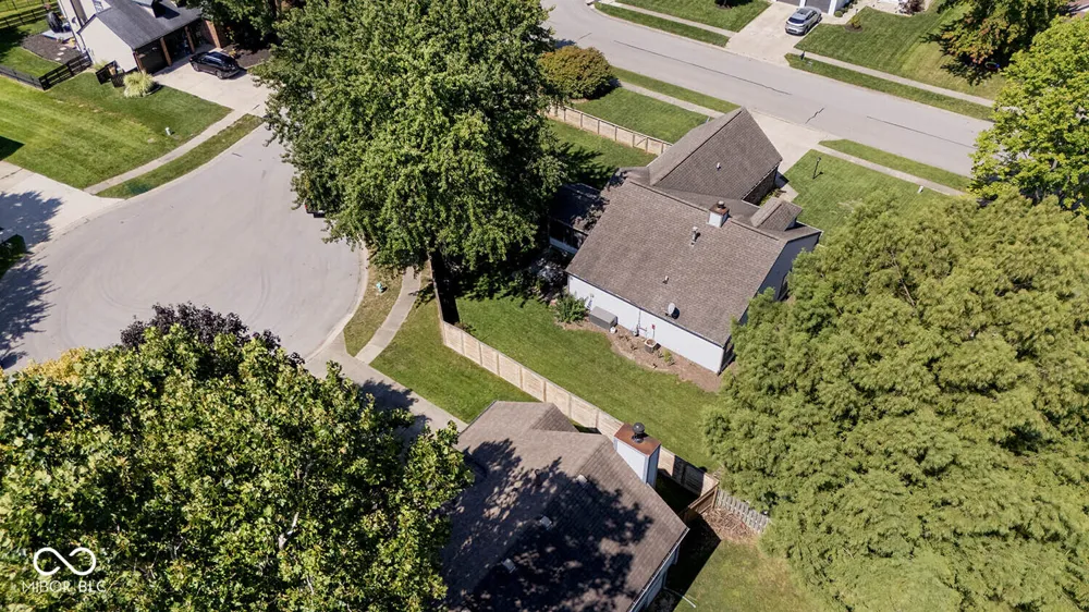 7781 Jamestown South Drive Fishers, IN 46038