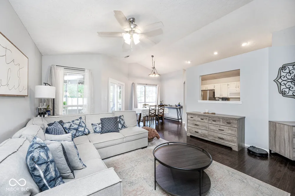 7781 Jamestown South Drive Fishers, IN 46038