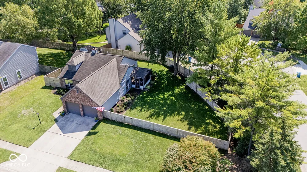 7781 Jamestown South Drive Fishers, IN 46038
