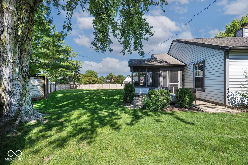 7781 Jamestown South Drive Fishers, IN 46038