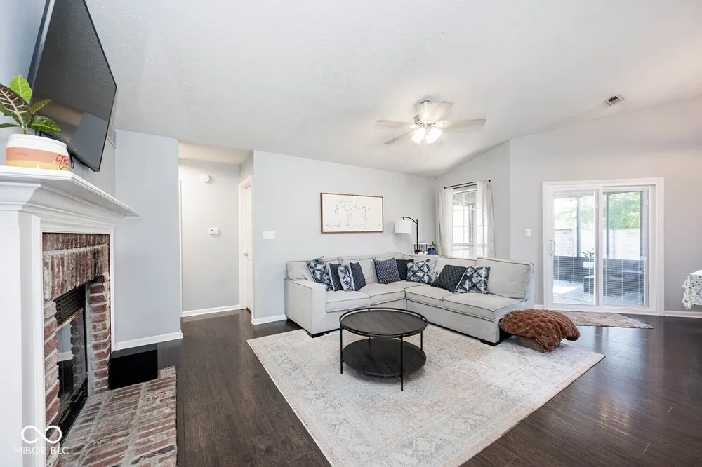 7781 Jamestown South Drive Fishers, IN 46038