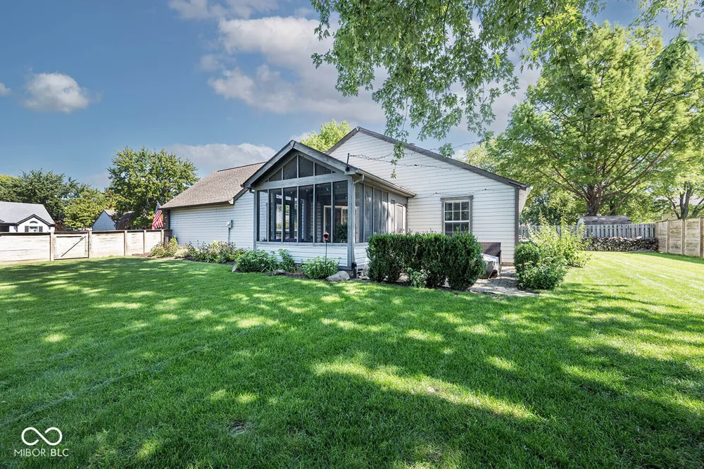 7781 Jamestown South Drive Fishers, IN 46038