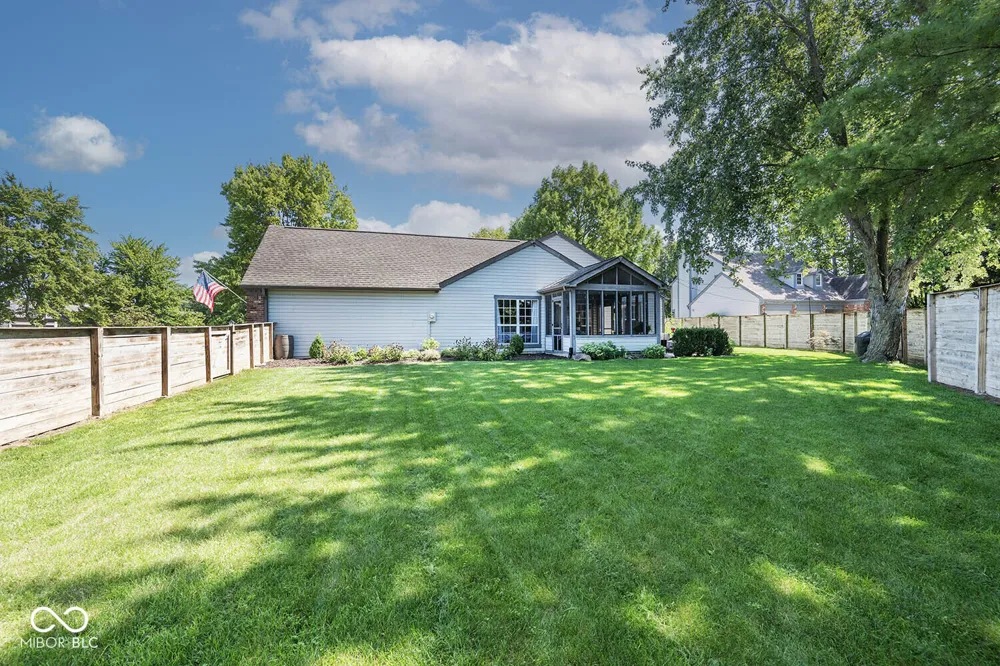 7781 Jamestown South Drive Fishers, IN 46038