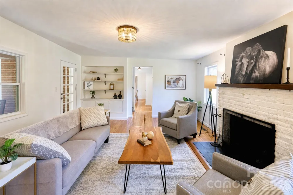 317 Balsam Drive Waynesville, NC 28786