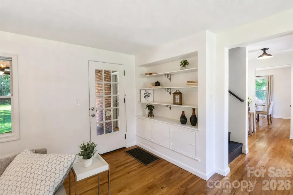 317 Balsam Drive Waynesville, NC 28786