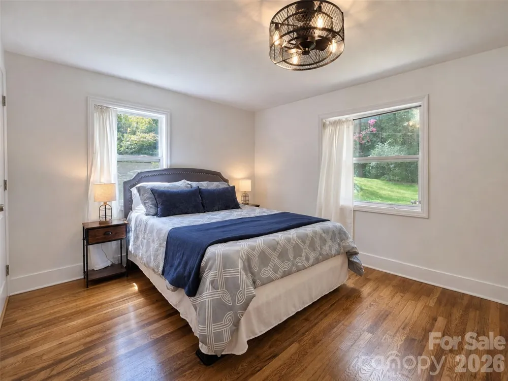 317 Balsam Drive Waynesville, NC 28786
