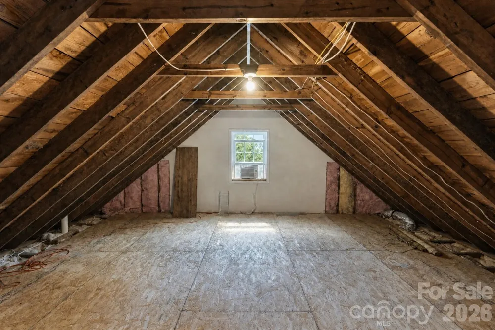 317 Balsam Drive Waynesville, NC 28786