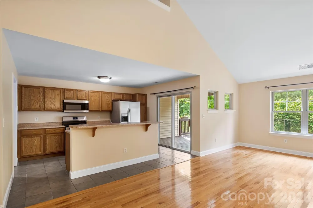 156 B Wash Creek Drive Hendersonville, NC 28739