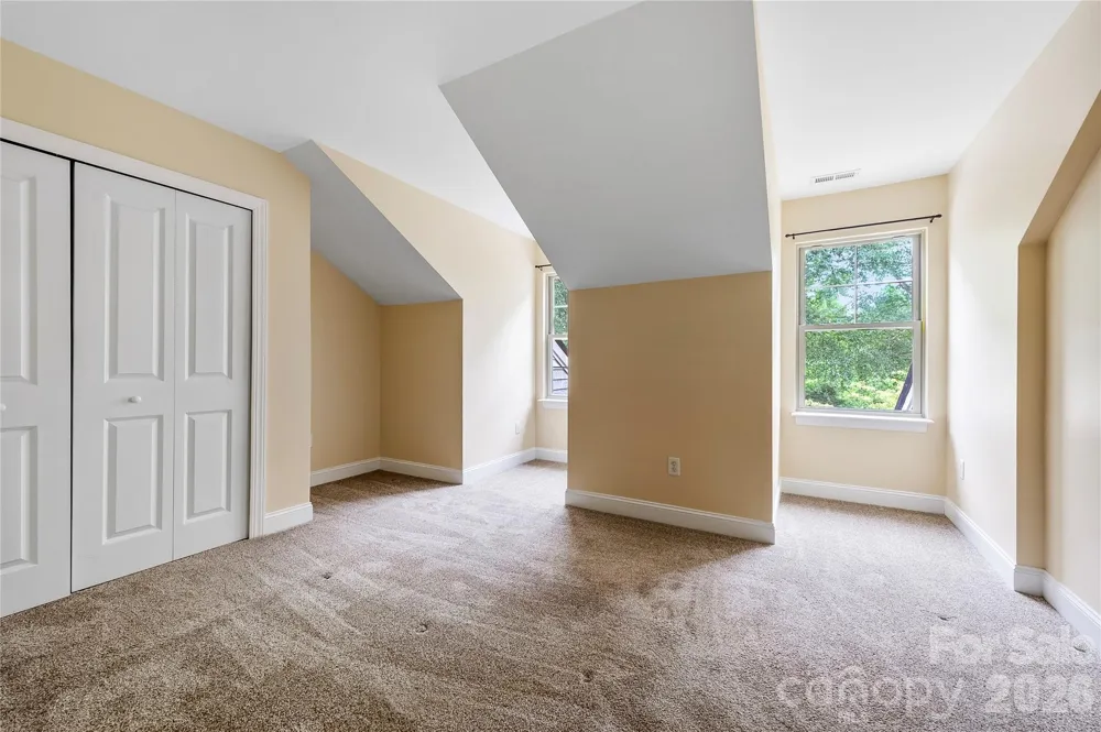 156 B Wash Creek Drive Hendersonville, NC 28739