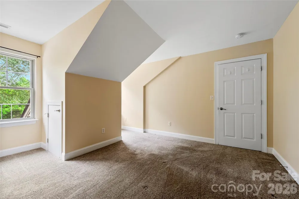 156 B Wash Creek Drive Hendersonville, NC 28739
