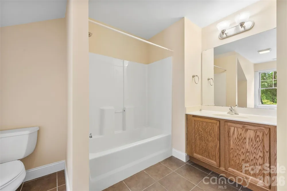 156 B Wash Creek Drive Hendersonville, NC 28739