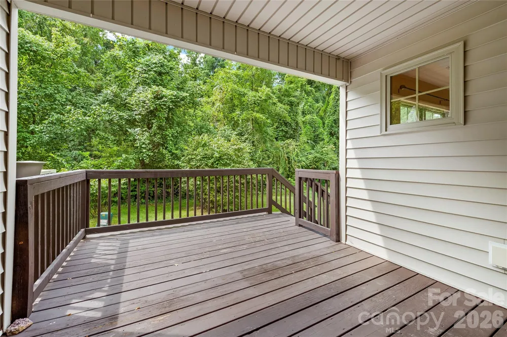 156 B Wash Creek Drive Hendersonville, NC 28739