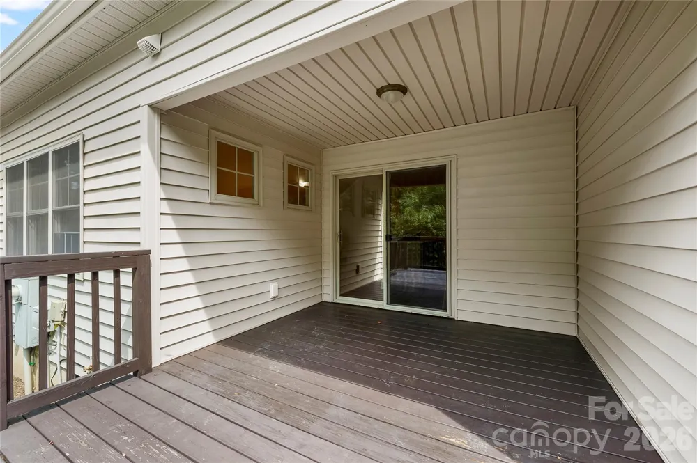 156 B Wash Creek Drive Hendersonville, NC 28739