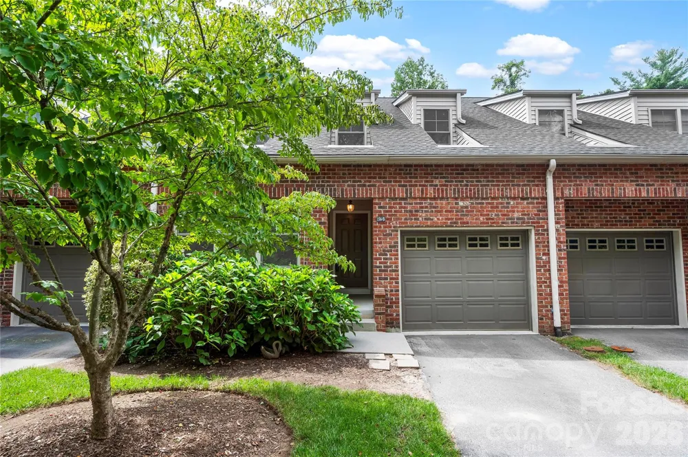 156 B Wash Creek Drive Hendersonville, NC 28739