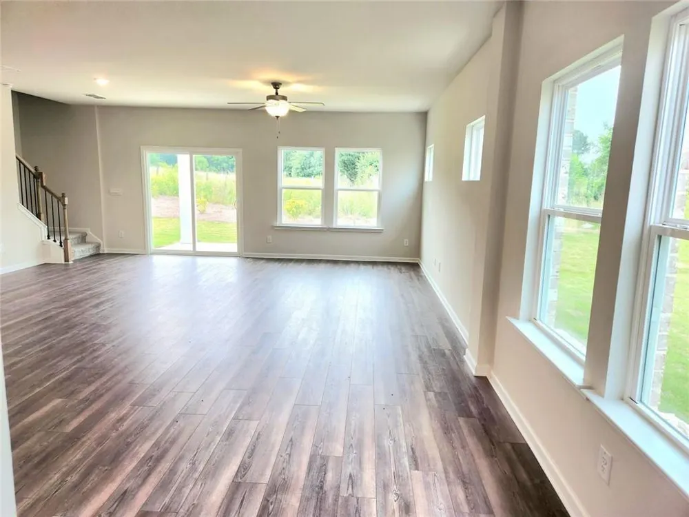 1050 Sunny Lake Drive Lawrenceville, GA 30043