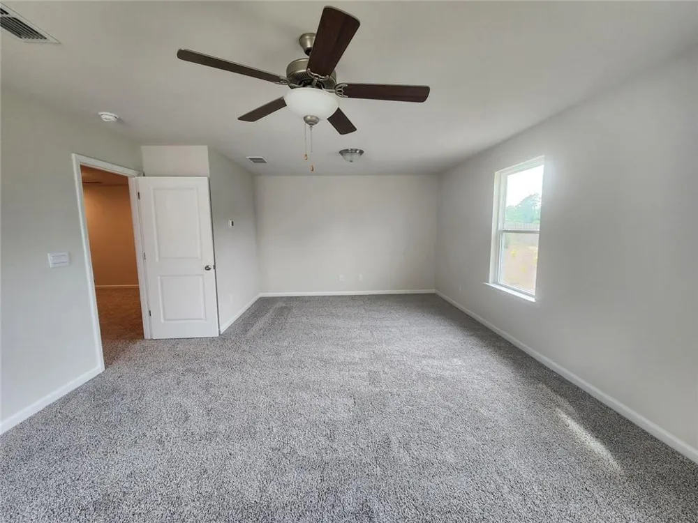 1050 Sunny Lake Drive Lawrenceville, GA 30043
