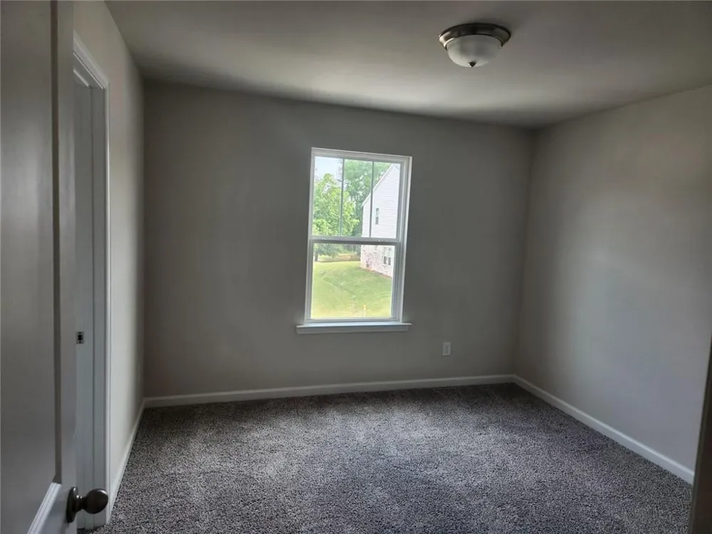 1050 Sunny Lake Drive Lawrenceville, GA 30043