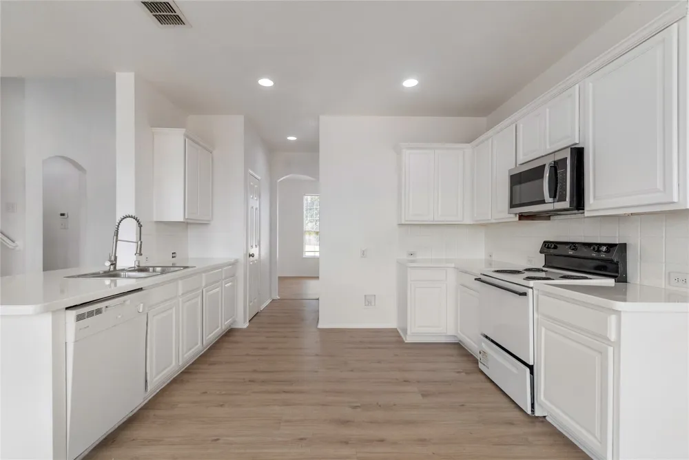 5148 Bayridge Court Fort Worth, TX 76179
