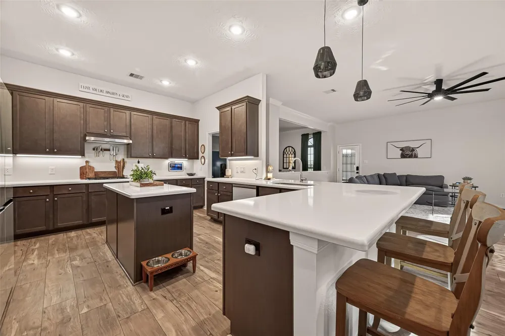 3310 Bastian Road Dickinson, TX 77539