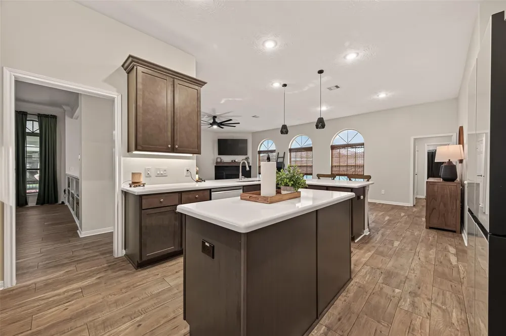 3310 Bastian Road Dickinson, TX 77539