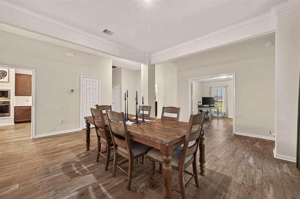 3310 Bastian Road Dickinson, TX 77539