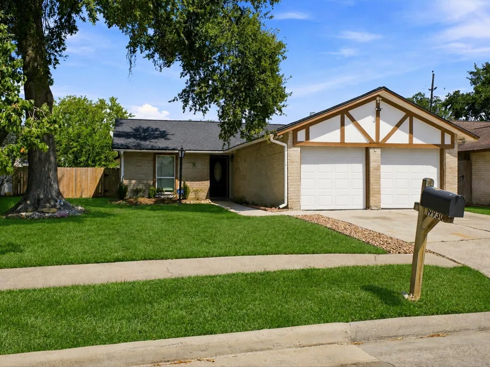 19930 Burle Oak Drive Humble, TX 77346