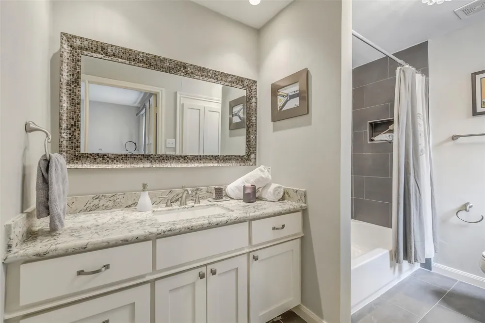 9454 Briar Forest Drive Houston, TX 77063