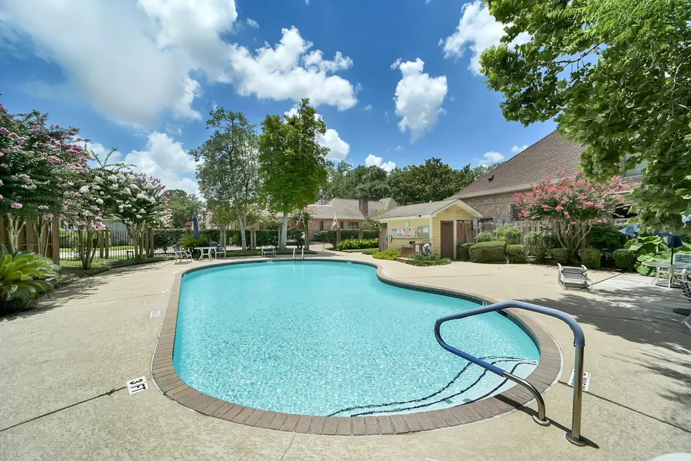 9454 Briar Forest Drive Houston, TX 77063