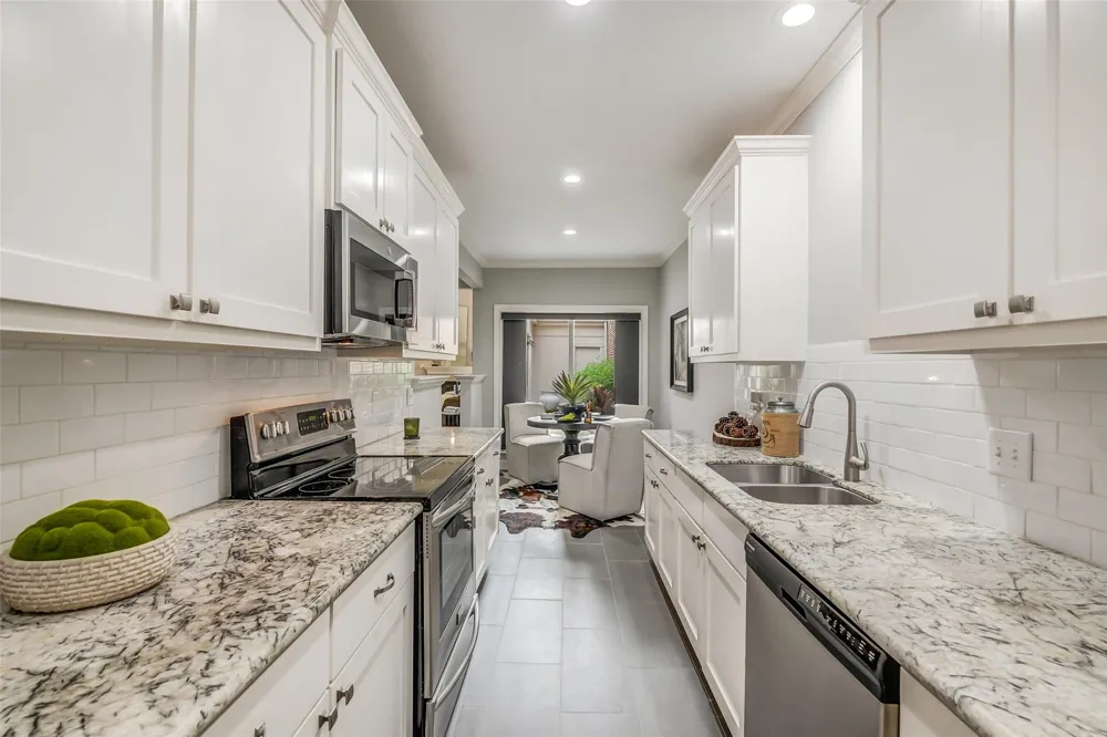 9454 Briar Forest Drive Houston, TX 77063