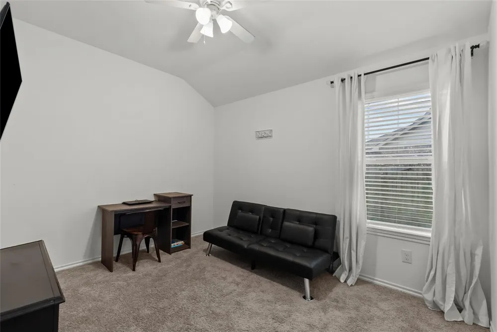 4331 Oakdale Mist Drive Dickinson, TX 77539