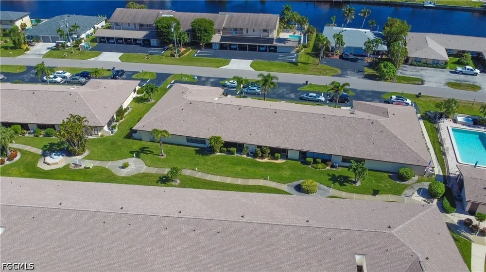 SE 11th Place #604 Cape Coral, FL 33904