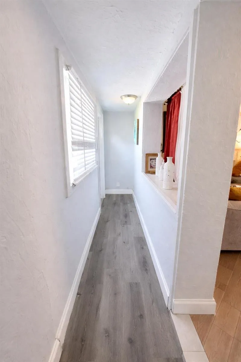 2330 NE 1ST AVENUE Pompano Beach, FL 33060