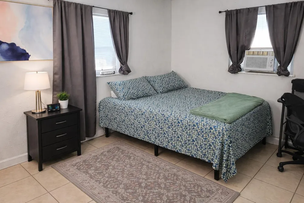 2330 NE 1ST AVENUE Pompano Beach, FL 33060