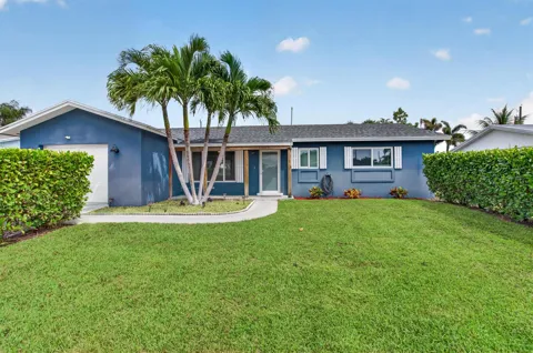 1023 SW 25TH PLACE