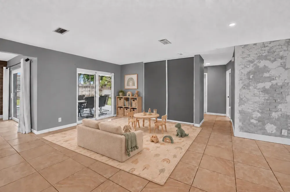 1023 SW 25TH PLACE Boynton Beach, FL 33426