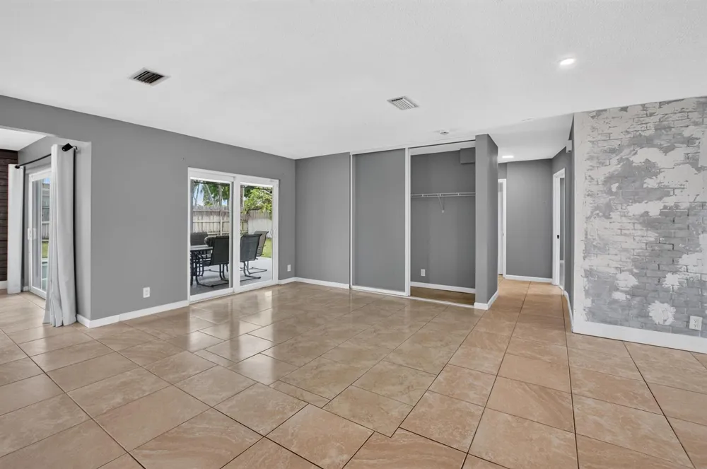 1023 SW 25TH PLACE Boynton Beach, FL 33426