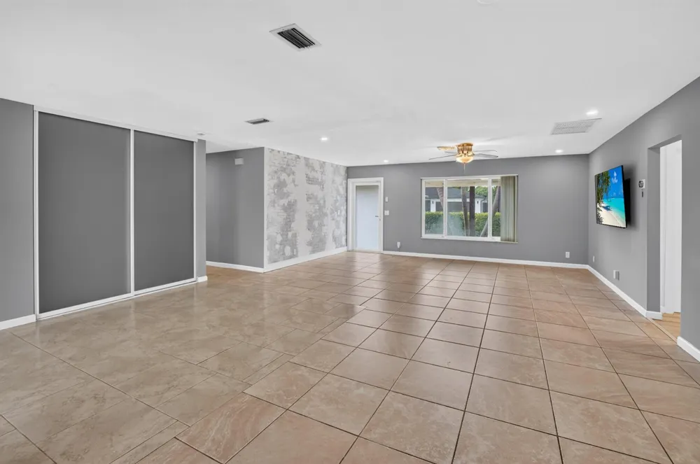 1023 SW 25TH PLACE Boynton Beach, FL 33426