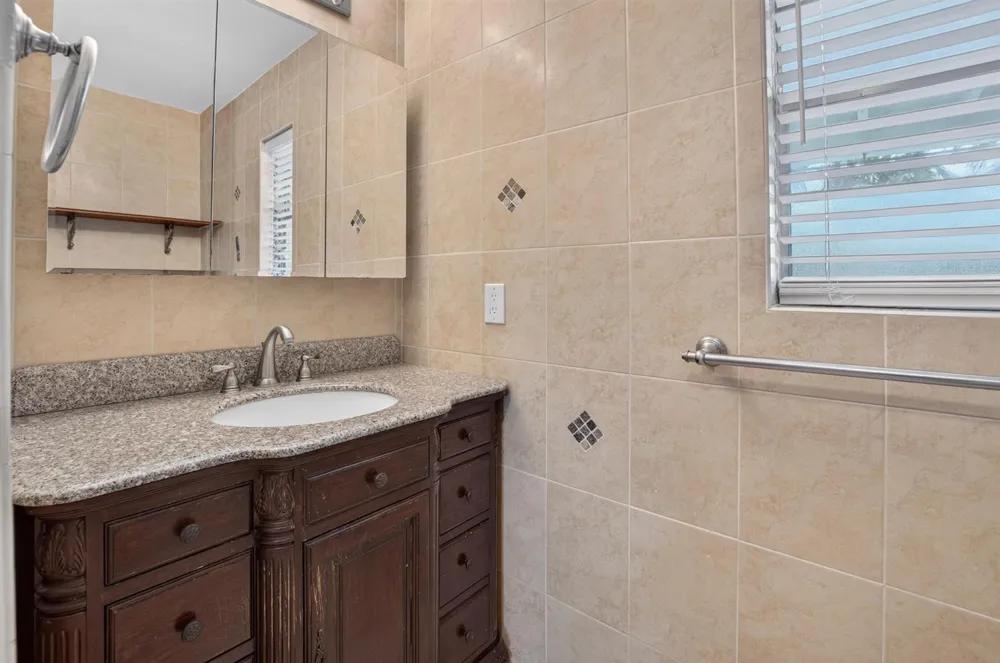 1023 SW 25TH PLACE Boynton Beach, FL 33426