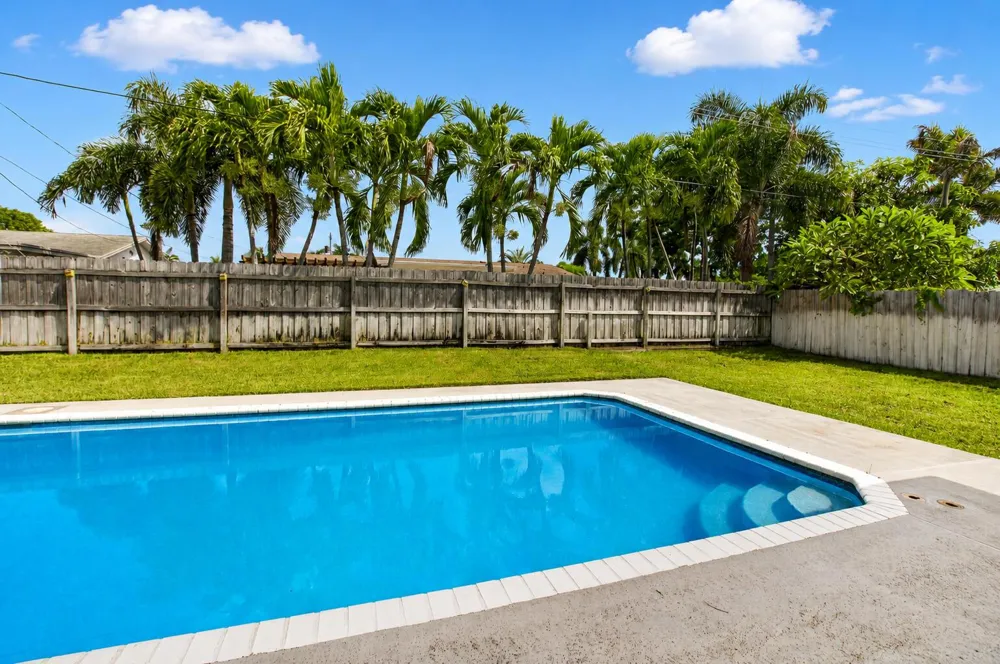1023 SW 25TH PLACE Boynton Beach, FL 33426