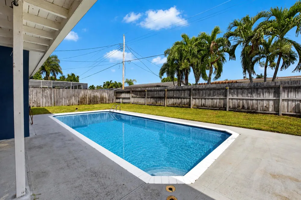 1023 SW 25TH PLACE Boynton Beach, FL 33426