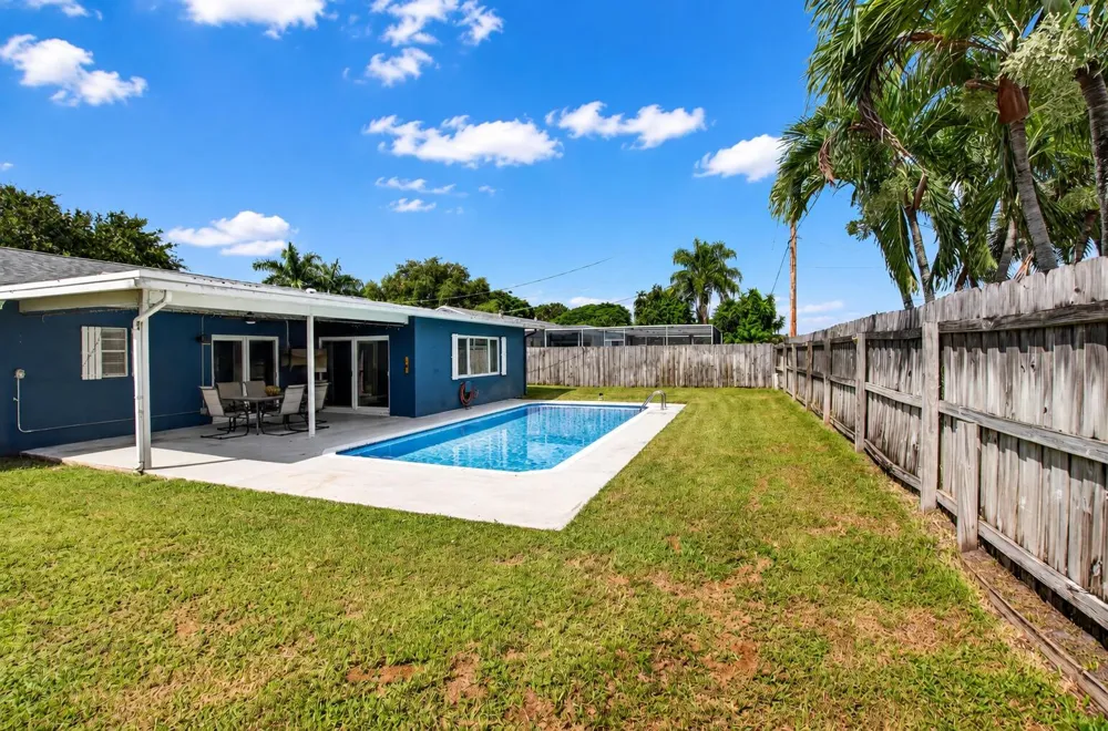1023 SW 25TH PLACE Boynton Beach, FL 33426