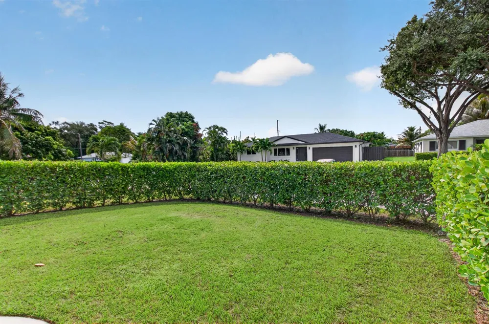 1023 SW 25TH PLACE Boynton Beach, FL 33426